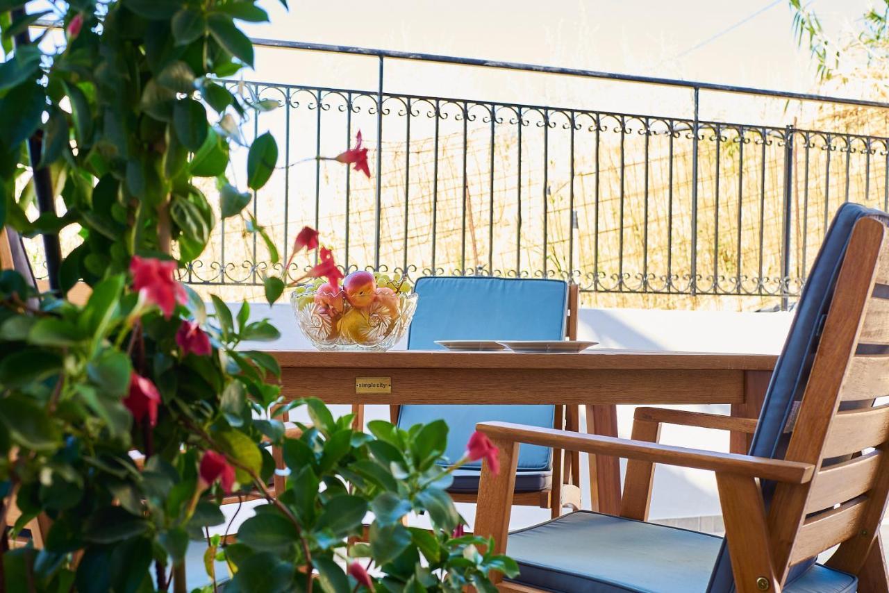 Lake View Suites Kávallos Екстериор снимка