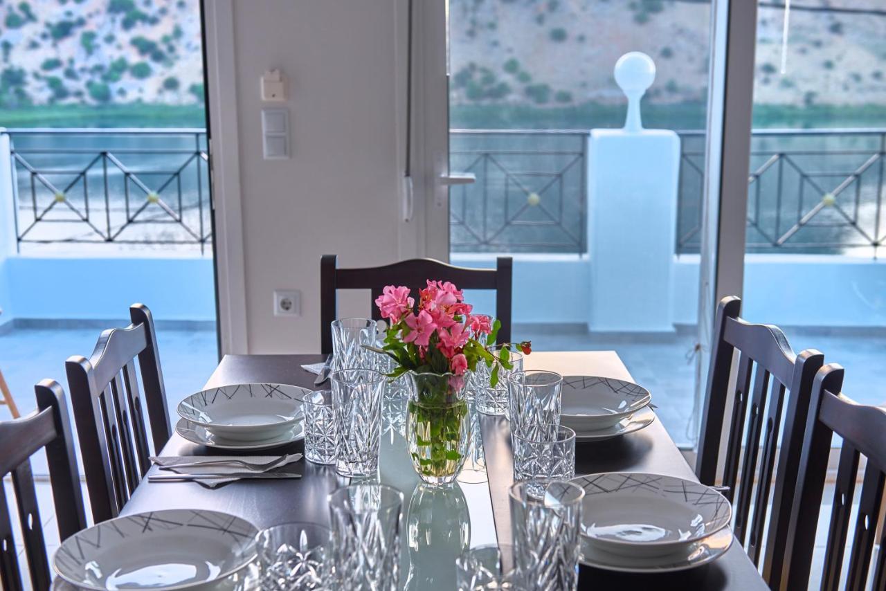 Lake View Suites Kávallos Екстериор снимка