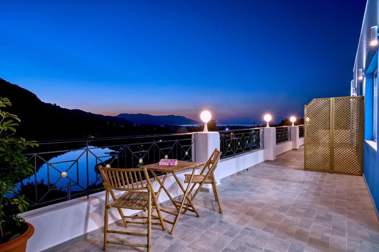 Lake View Suites Kávallos Екстериор снимка
