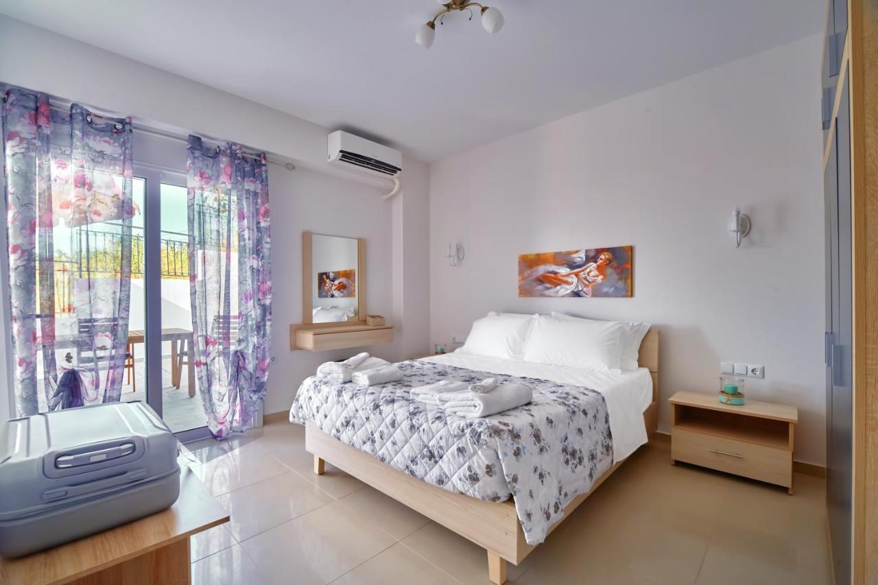 Lake View Suites Kávallos Екстериор снимка