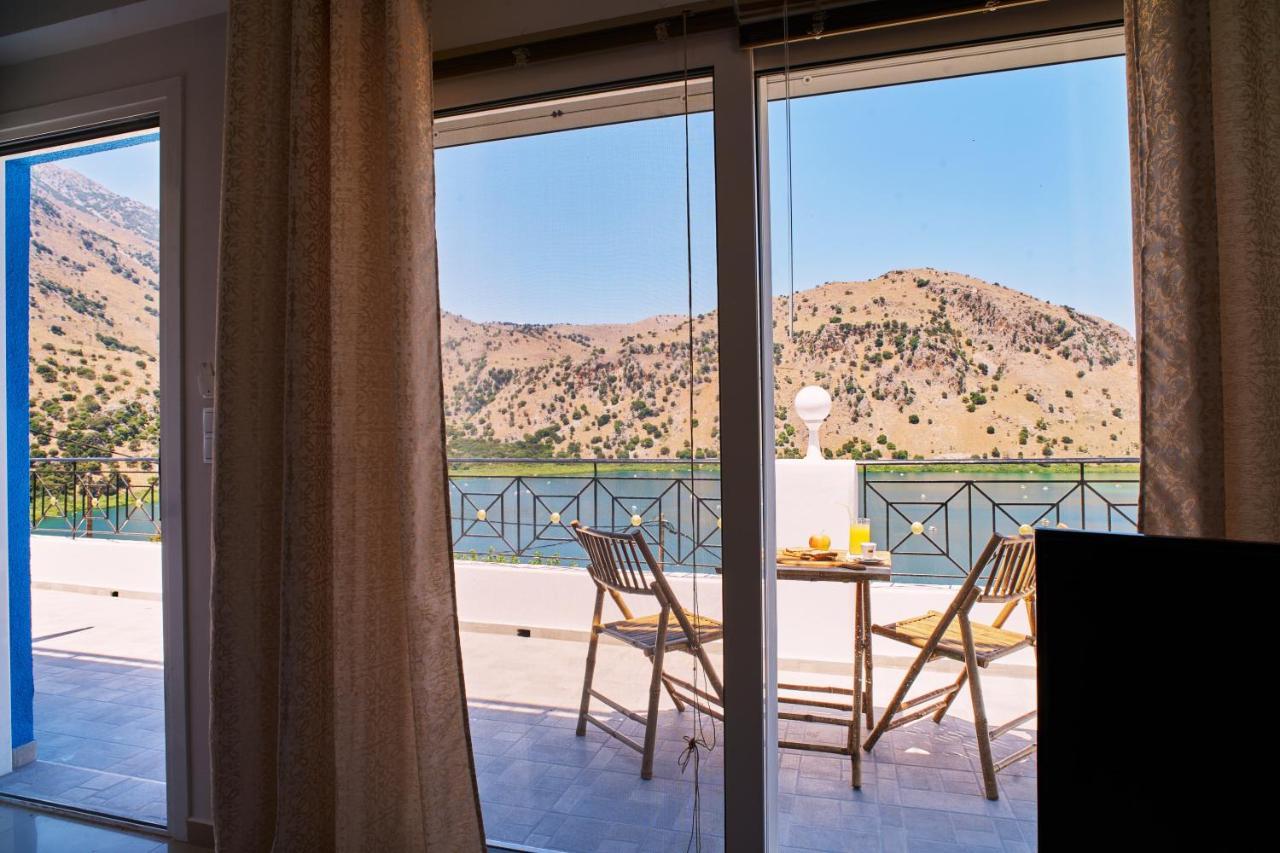 Lake View Suites Kávallos Екстериор снимка