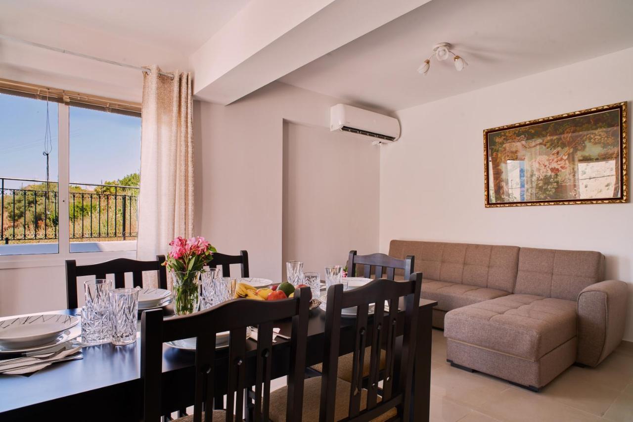 Lake View Suites Kávallos Екстериор снимка
