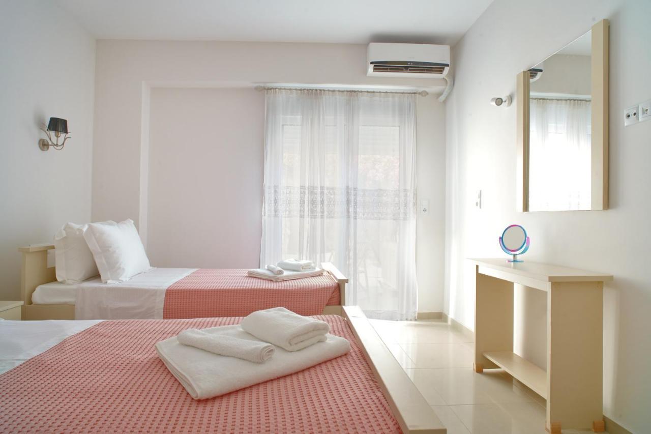 Lake View Suites Kávallos Екстериор снимка