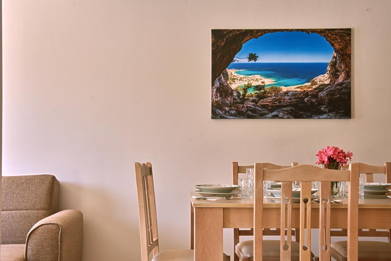 Lake View Suites Kávallos Екстериор снимка