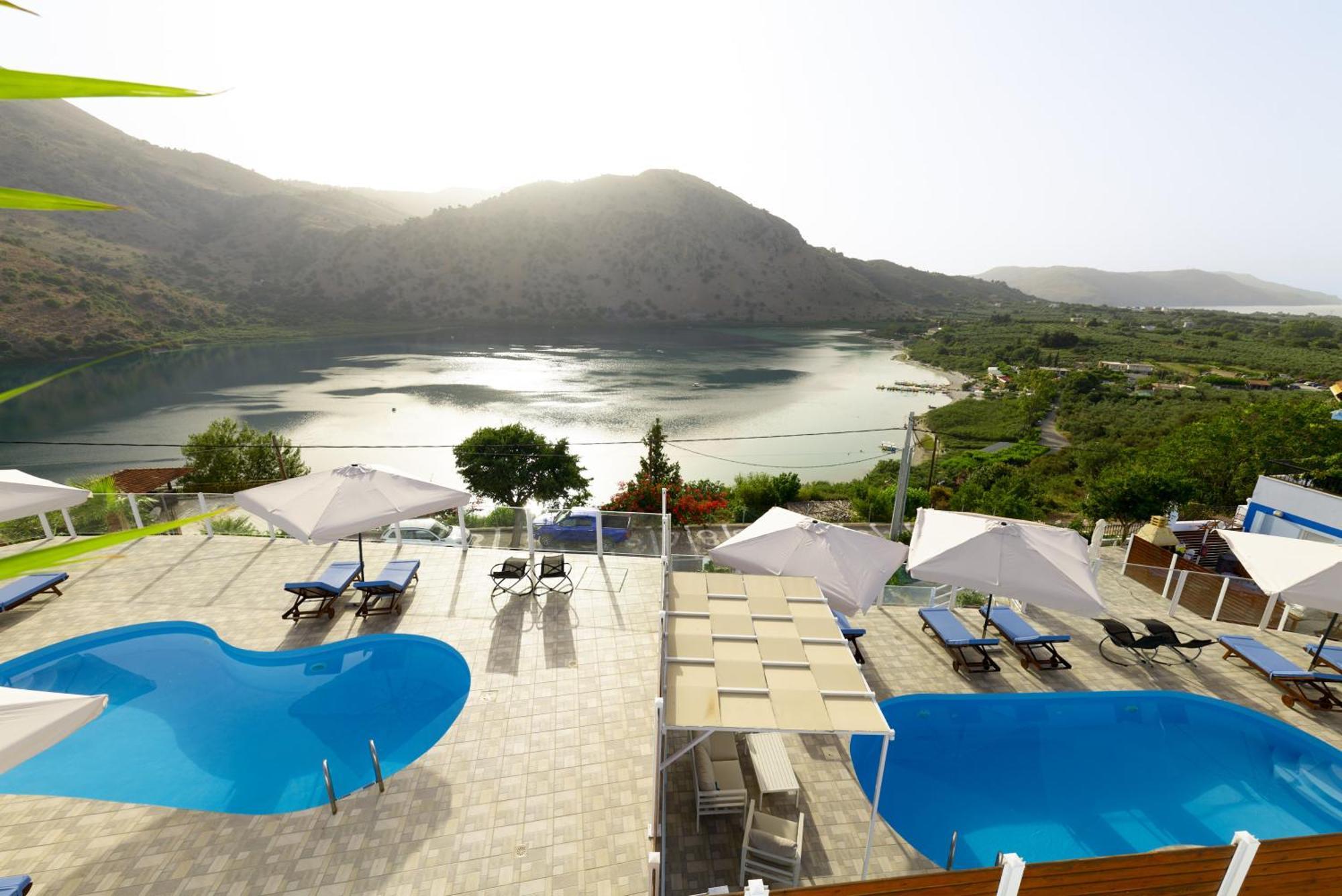 Lake View Suites Kávallos Екстериор снимка